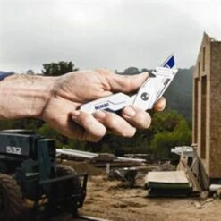 IRWIN® - FK250™ BladeLock™ Folding Utility Knife With 2 Driving Bits And 3 Blades -Irwin 1858320 10