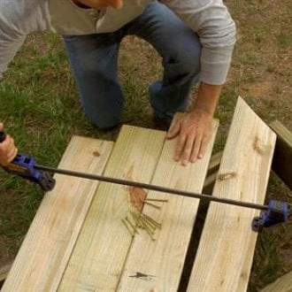 IRWIN® 1964718 - Quick-Grip™ 12" Medium Duty Trigger Bar Clamp 8 IRWIN® 1964718 - Quick-Grip™ 12" Medium Duty Trigger Bar Clamp - Image 6